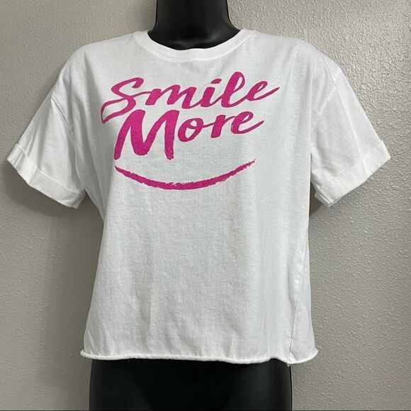Modern Lux Smile More Croptop White with Pink Letters Size Medium - Picture 1 of 9